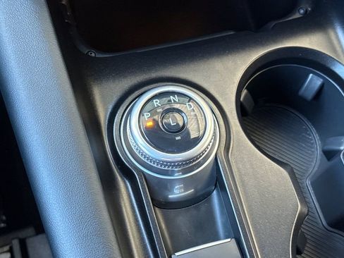 Used 2025 Ford Explorer ST-Line image 32