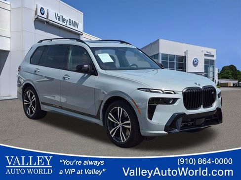 Used 2026 BMW X7 M60i AWD/4WD image 1