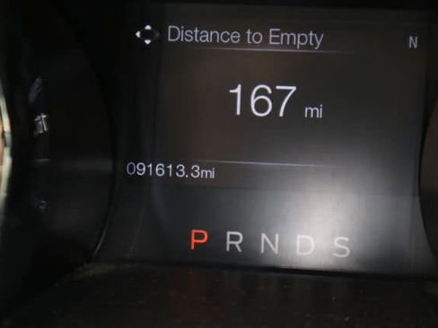 Used 2017 Ford Mustang Coupe RWD image 9