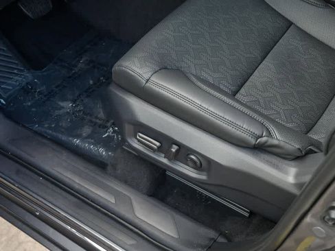 New 2025 Toyota Tundra Limited image 23