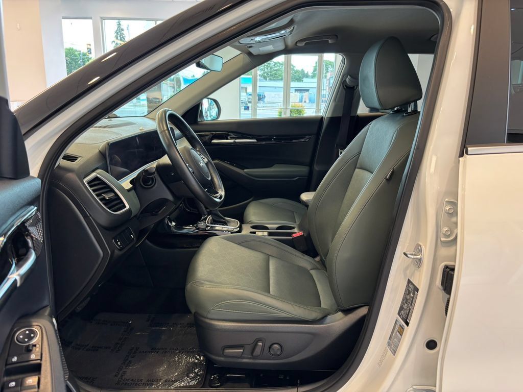 Used 2024 Kia Seltos SX AWD/4WD image 13