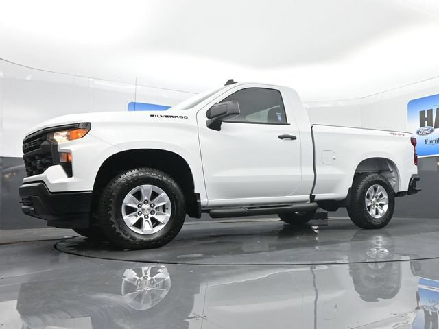 Used 2026 Chevrolet Silverado 1500 W/T w/ WT Value Package AWD/4WD image 17