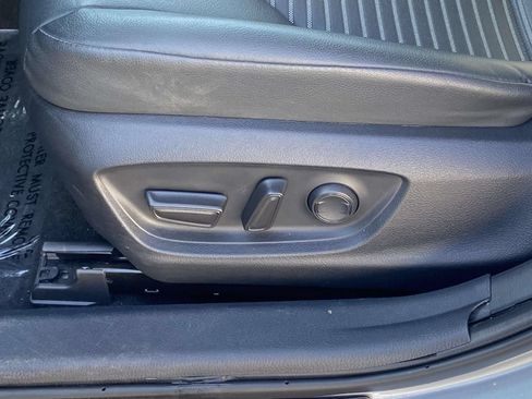 Used 2024 Toyota Camry SE FWD image 14