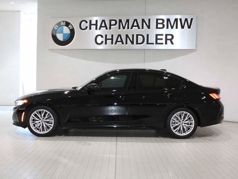 Certified 2023 BMW 330i 330i w/ Convenience Package image 3