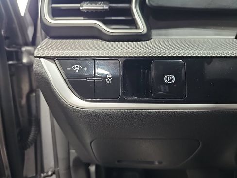 Used 2023 Kia Sportage LX AWD/4WD image 25