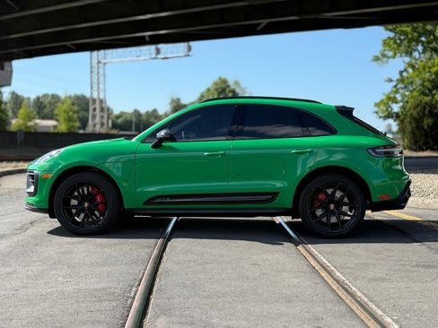 Used 2022 Porsche Macan GTS AWD/4WD image 7