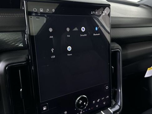 New 2026 GMC Yukon AT4 w/ AT4 Premium Plus Package image 13