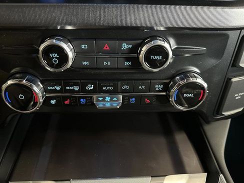 New 2026 Ford F250 Platinum image 20