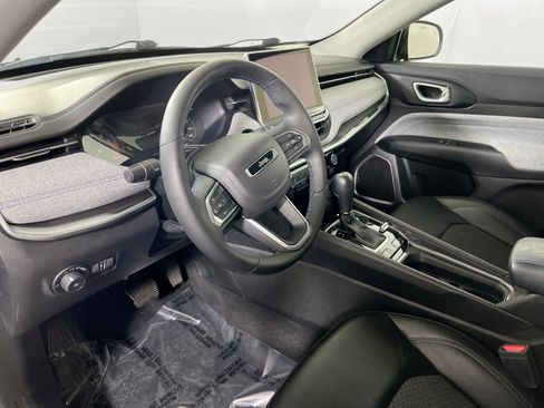 Used 2022 Jeep Compass Latitude w/ Convenience Group AWD/4WD image 9