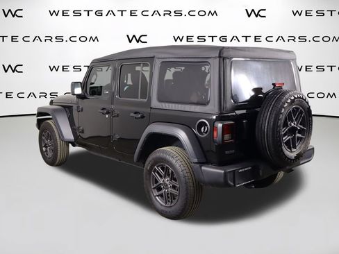 Used 2025 Jeep Wrangler Unlimited Sport AWD/4WD image 47