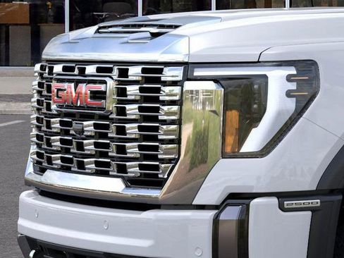 New 2026 GMC Sierra 2500 Denali image 13