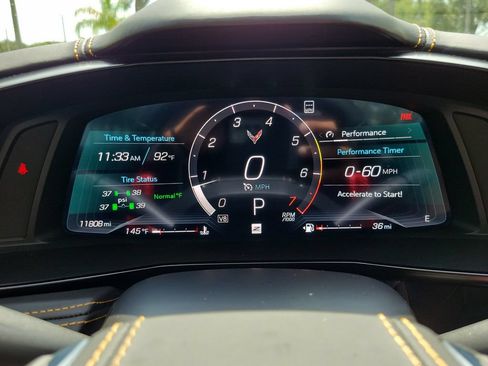 Used 2023 Chevrolet Corvette Stingray Premium Conv w/ 3LT RWD image 17