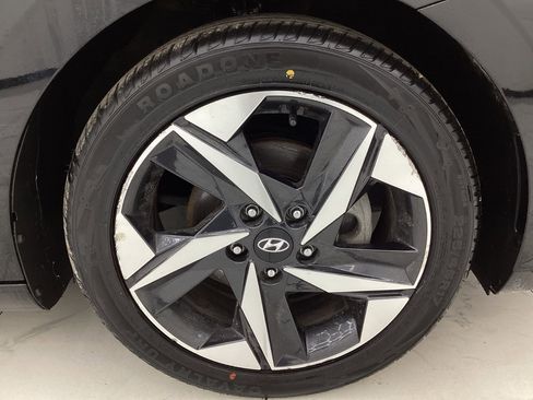Used 2023 Hyundai Elantra SEL w/ Convenience Package image 45