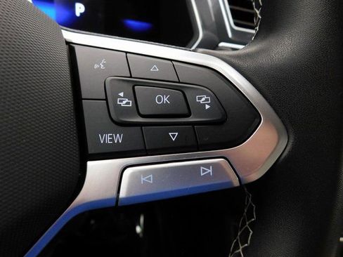 Used 2024 Volkswagen Tiguan S image 30