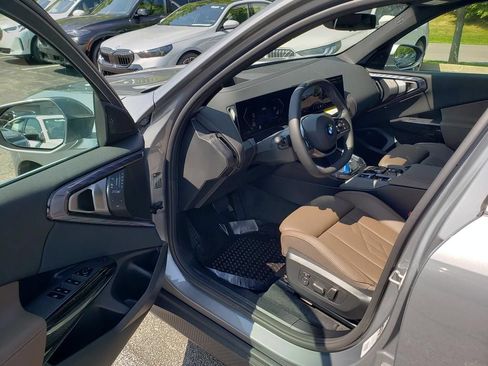 New 2026 BMW X3 xDrive30i w/ Premium Package AWD/4WD image 6