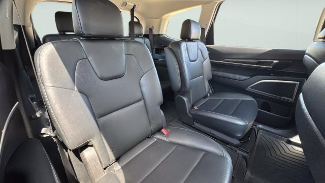 Used 2023 Kia Telluride S w/ S Sunroof Package FWD image 25