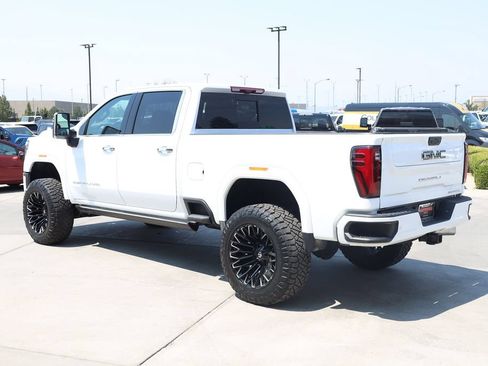 Used 2026 GMC Sierra 3500 Denali Ultimate AWD/4WD image 4