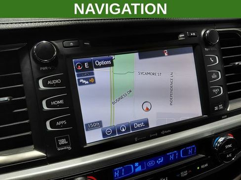 Used 2019 Toyota Highlander Limited AWD/4WD image 11