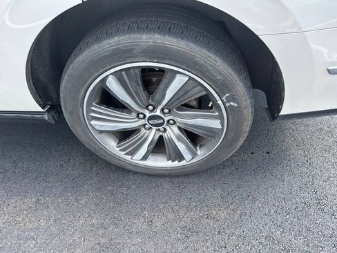 Used 2019 Lincoln Navigator Reserve AWD/4WD image 20