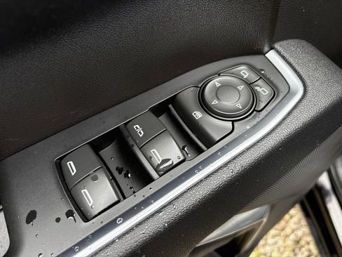 Certified 2025 Chevrolet Silverado 1500 LT AWD/4WD image 23