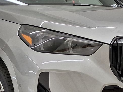 New 2026 BMW X1 M35i w/ Technology Package AWD/4WD image 9