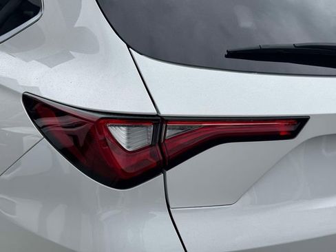 Used 2023 Acura MDX SH-AWD w/ Technology Package image 14