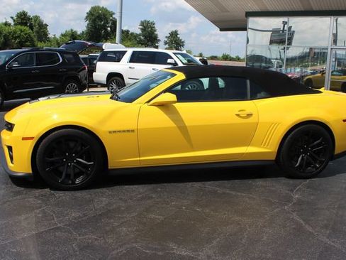 Used 2013 Chevrolet Camaro ZL1 RWD image 7