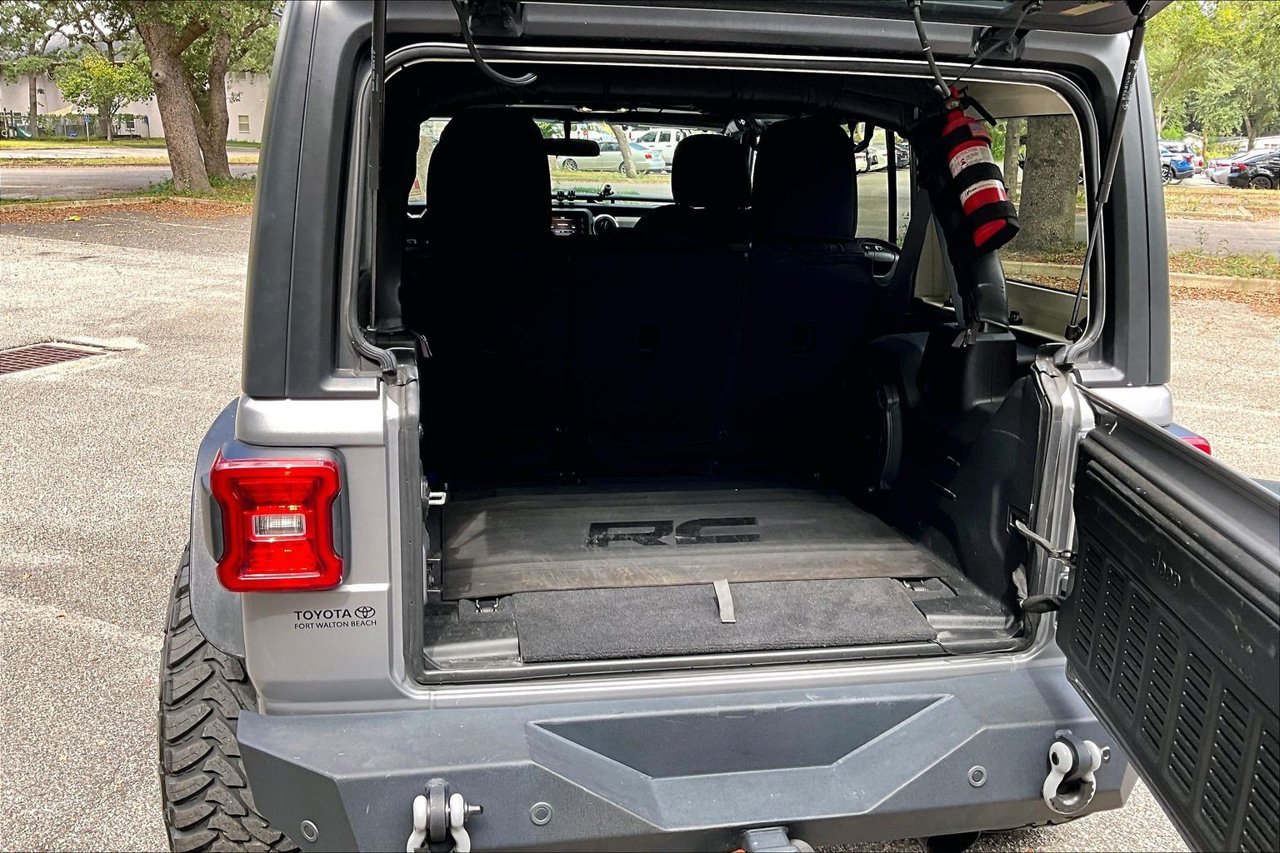 Used 2020 Jeep Wrangler Unlimited Sport AWD/4WD image 34