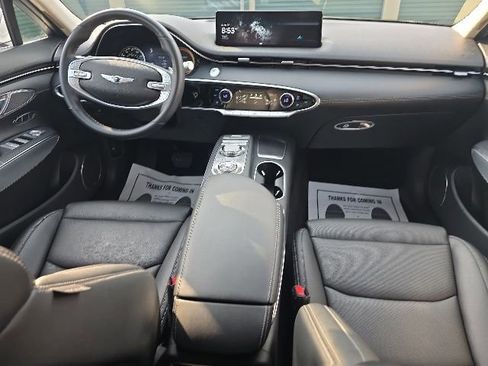 Used 2022 Genesis GV70 2.5T w/ Select Package AWD/4WD image 23
