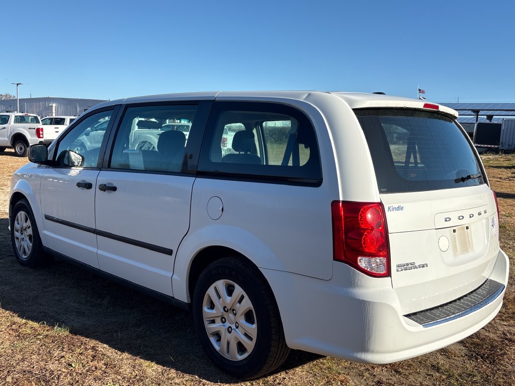 Used 2015 Dodge Grand Caravan American Value Package FWD image 7