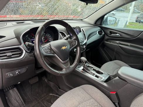 Used 2022 Chevrolet Equinox LT AWD/4WD image 16