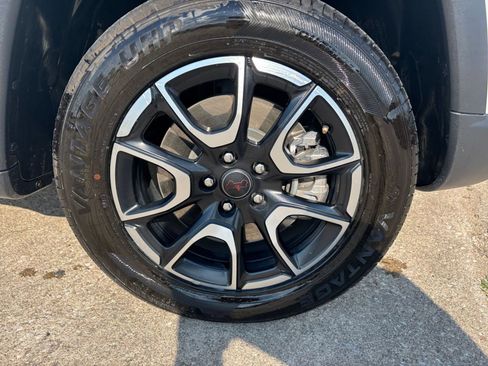 Used 2025 Jeep Compass Trailhawk w/ Trailer Tow Group image 29