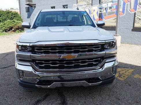 Used 2018 Chevrolet Silverado 1500 LTZ w/ Sport Package AWD/4WD image 2