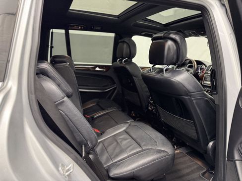 Used 2018 Mercedes-Benz GLS 550 4MATIC w/ Driver Assistance Package image 38