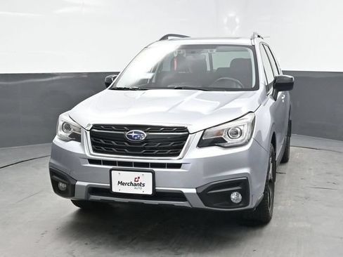 Used 2018 Subaru Forester 2.5i Premium AWD/4WD image 2