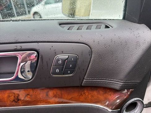 Used 2016 Lincoln MKT AWD w/ Equipment Group 201A image 8