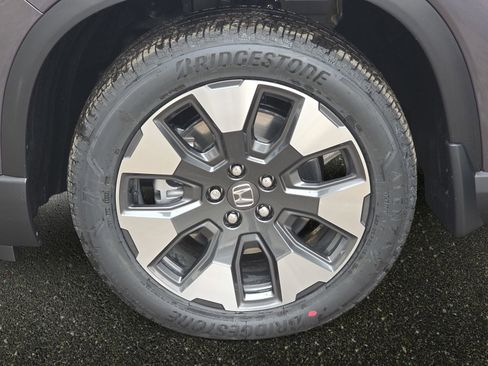 New 2026 Honda Pilot Touring image 32