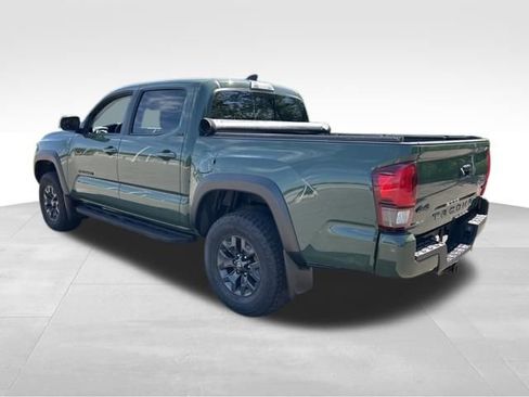 Used 2021 Toyota Tacoma SR5 w/ Trail Edition AWD/4WD image 4
