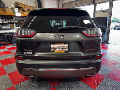 Used 2019 Jeep Cherokee Limited image 6