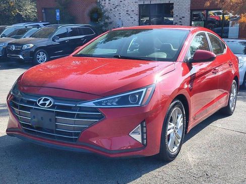 Used 2020 Hyundai Elantra SEL image 1