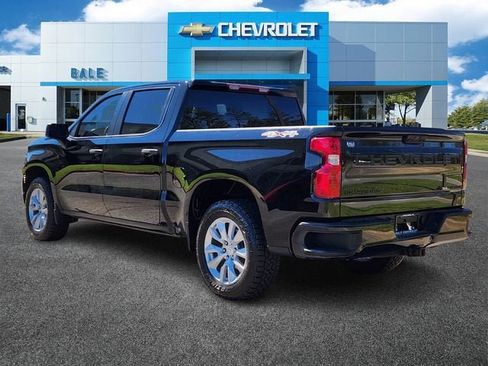 Used 2022 Chevrolet Silverado 1500 Custom w/ LPO, Dark Essentials Package image 5