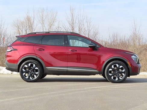 Certified 2023 Kia Sportage X-Line w/ X-Line Premium Package image 2