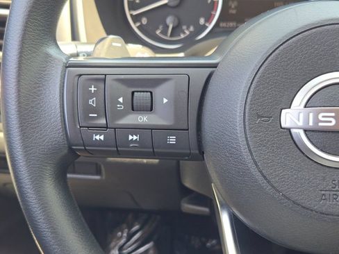 Used 2024 Nissan Rogue SV AWD/4WD image 33
