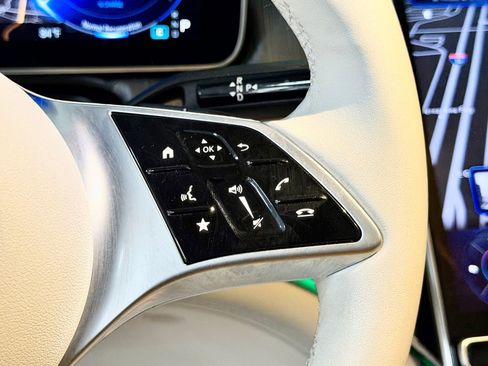 Certified 2023 Mercedes-Benz EQE 350+ 4MATIC SUV image 30