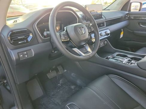 New 2025 Honda Pilot Elite image 18