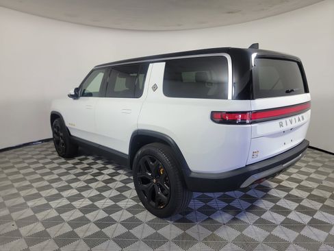 Used 2024 Rivian R1S Adventure AWD/4WD image 5