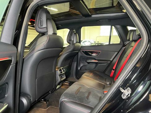 Used 2026 Mercedes-Benz GLC 43 AMG 4MATIC image 19