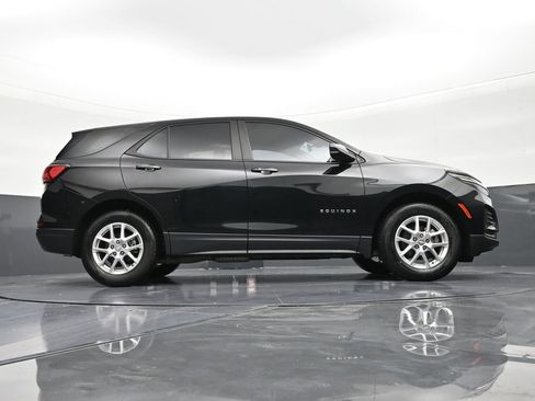 Used 2023 Chevrolet Equinox LS FWD image 25