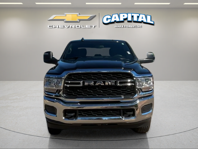 Used 2024 RAM 2500 Tradesman w/ Chrome Appearance Group AWD/4WD image 9