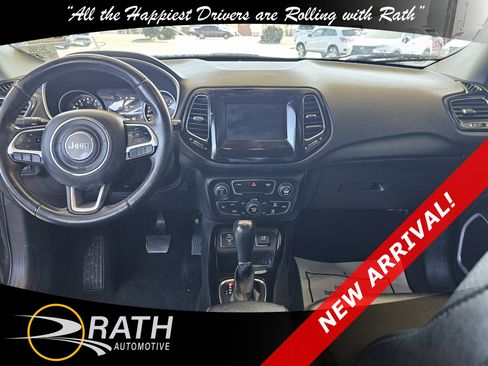 Used 2019 Jeep Compass Altitude image 12